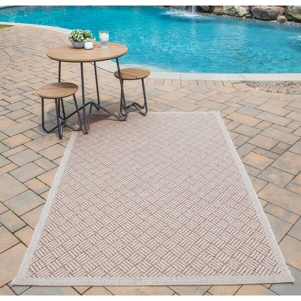 Momeni Como Contemporary Geometric Indoor Outdoor Rug - Bed Bath ...