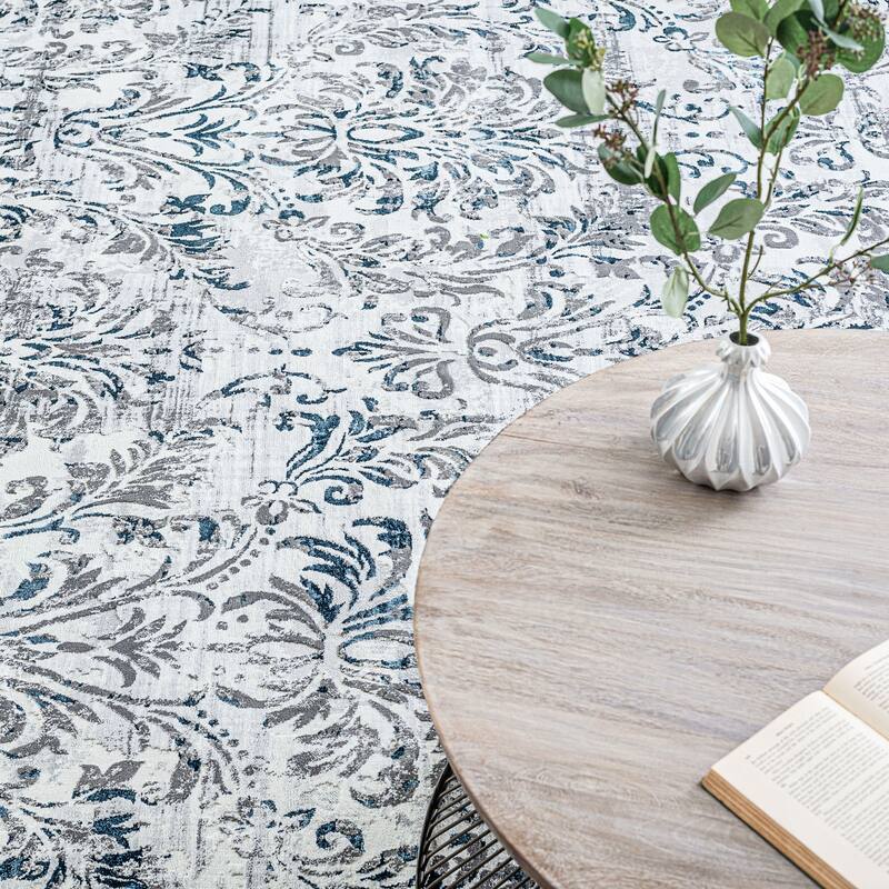 Antiquity Farmhouse Floral Indoor Area Rug