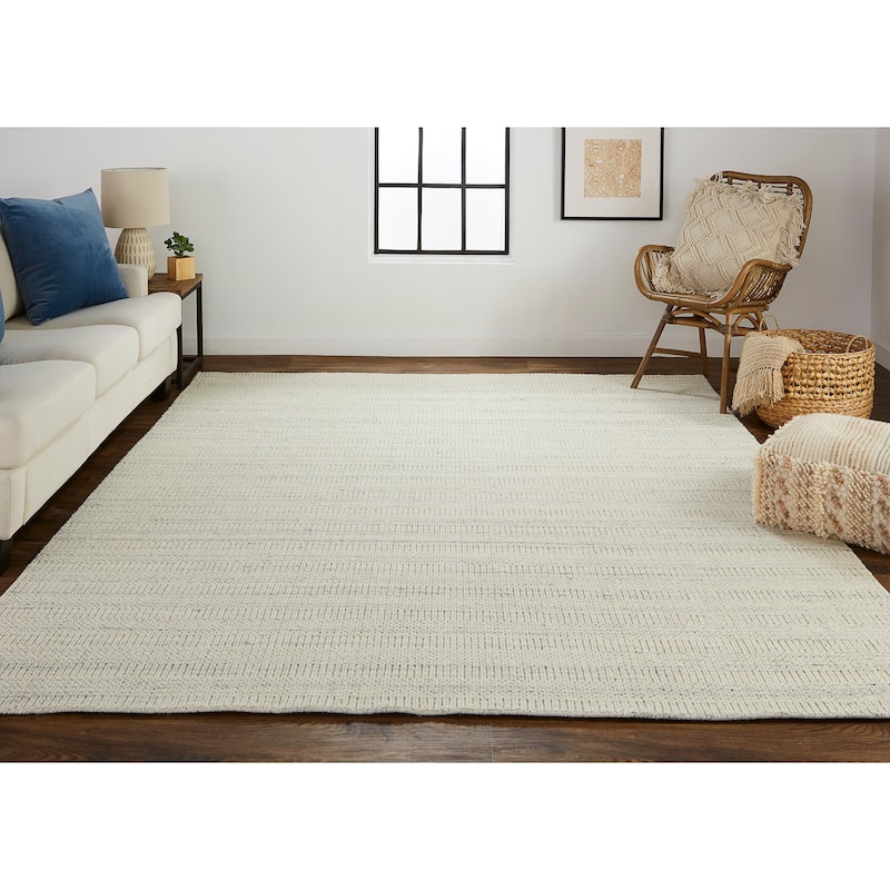 Grand Bazaar Foxwood Hand Woven Solid Transitional Area Rug