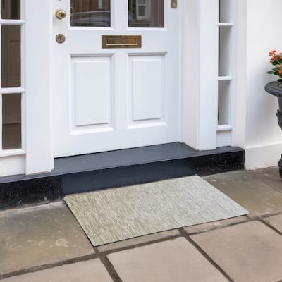 Machine Washable Indoor/ Outdoor Chantille Solid Ombre Rug
