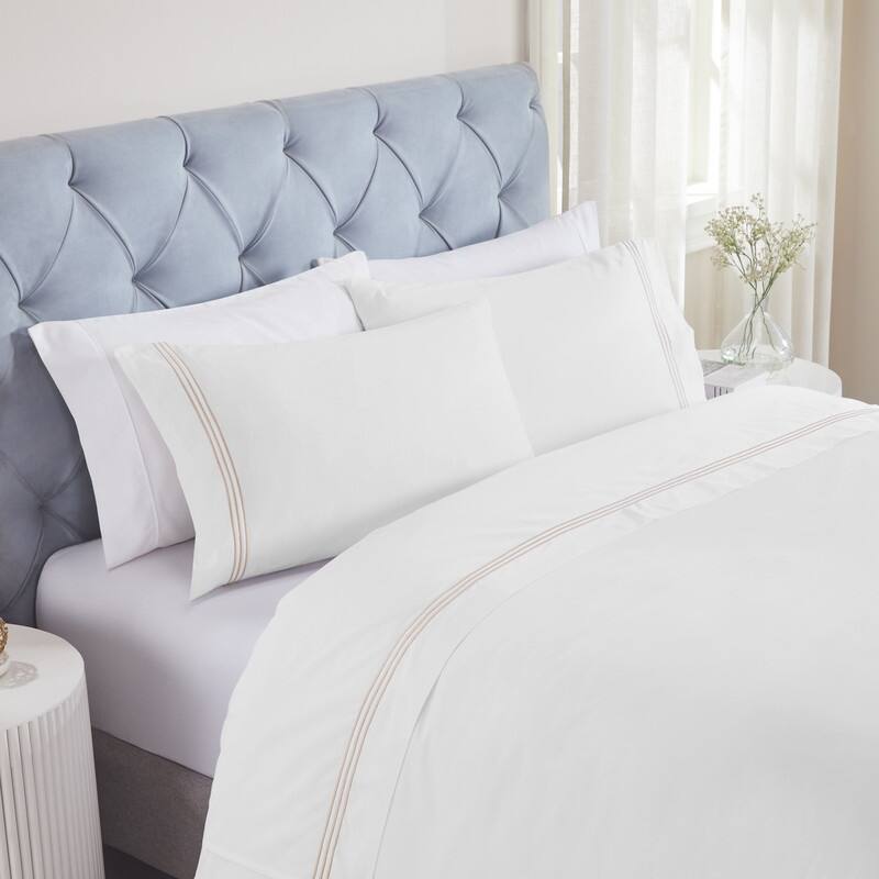 Superior Brandon Cotton Three-Line Embroidered Bed Sheet Set - White/Gold - Queen