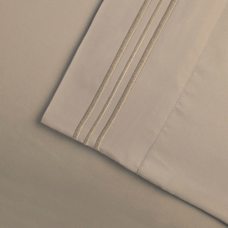 Superior Wrinkle-resistant Embroidered Microfiber Deep Sheet Set