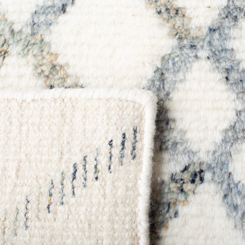 SAFAVIEH Handmade Casablanca Davine Shag Wool Rug