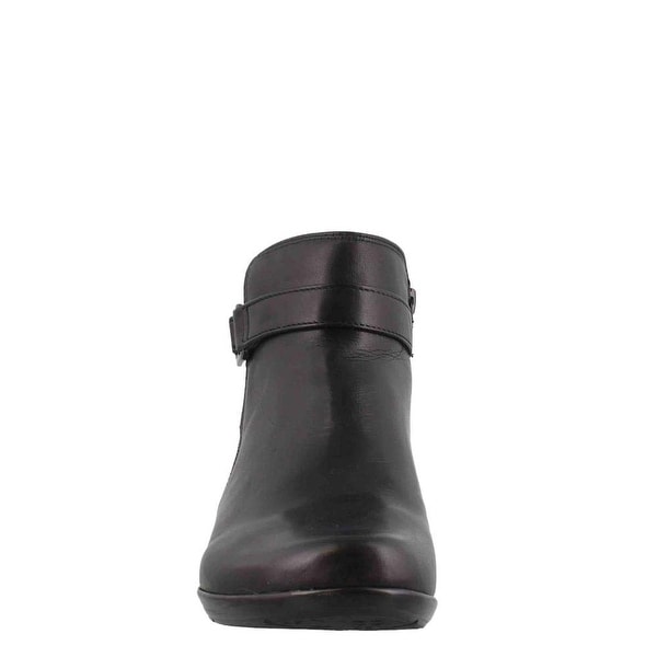 naturalizer colette bootie