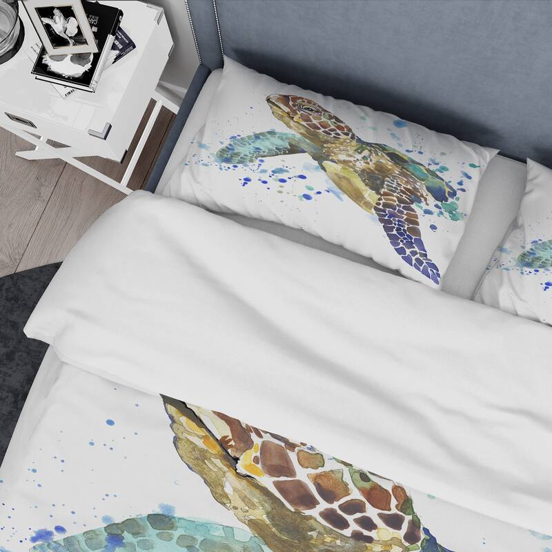 Designart 'Blue Sea Turtle Illustration' Nautical & Coastal Bedding Set - Duvet Cover & Shams