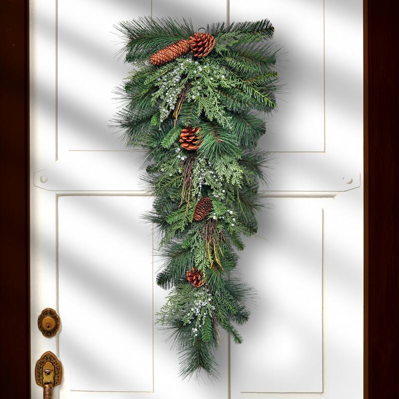 32" Juniper Berry/Pine/Cones Teardrop