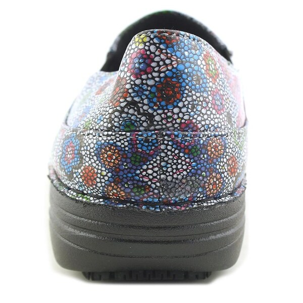 spring step freesa work clog