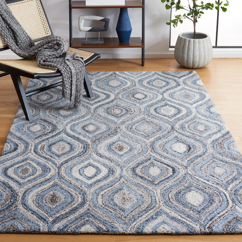 SAFAVIEH Handmade Abstract Florencia Geometric Ogee Wool Rug - 4' x 6' - Grey/Blue