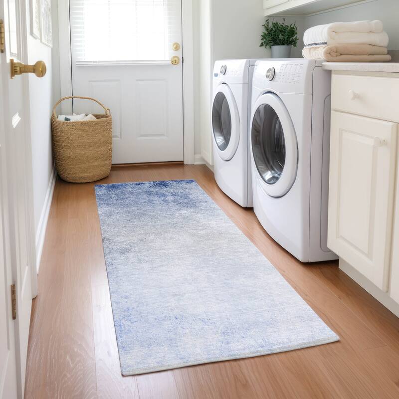 Machine Washable Indoor/ Outdoor Chantille Modern Ombre Rug - 2'3" x 7'6" - Blue