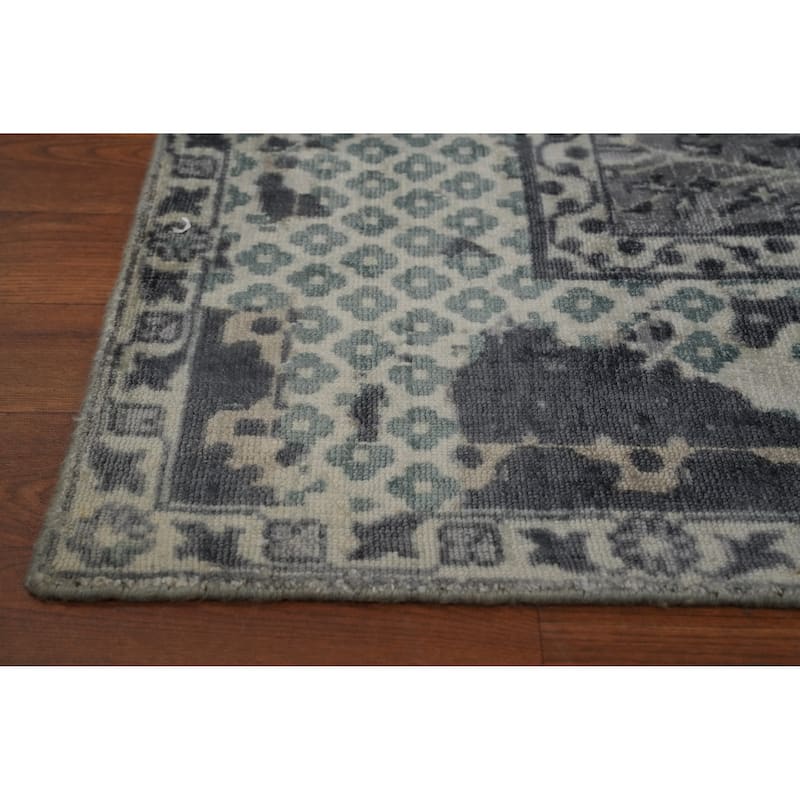 Hand-knotted Modern Silk Multi-Colored Abstract Oriental Area Rug - 7' 11'' X 4' 10''