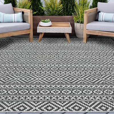 Cruise Moroccan Stripe Indoor/Outdoor Area Rug