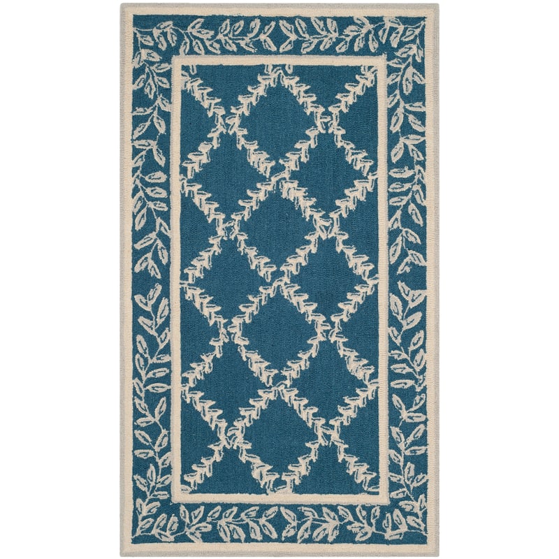 SAFAVIEH Handmade Chelsea Kimber Trellis French Country Wool Rug - 3'9" x 5'9" - Navy/Creme - Rectangle
