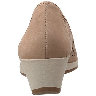 naturalizer women's brelynn wedge pump