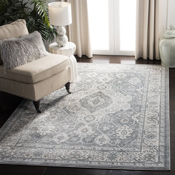 slide 2 of 5, SAFAVIEH Isabella Minola Traditional Oriental Rug - Grey/Cream - 5' 3" x 7' 6"
