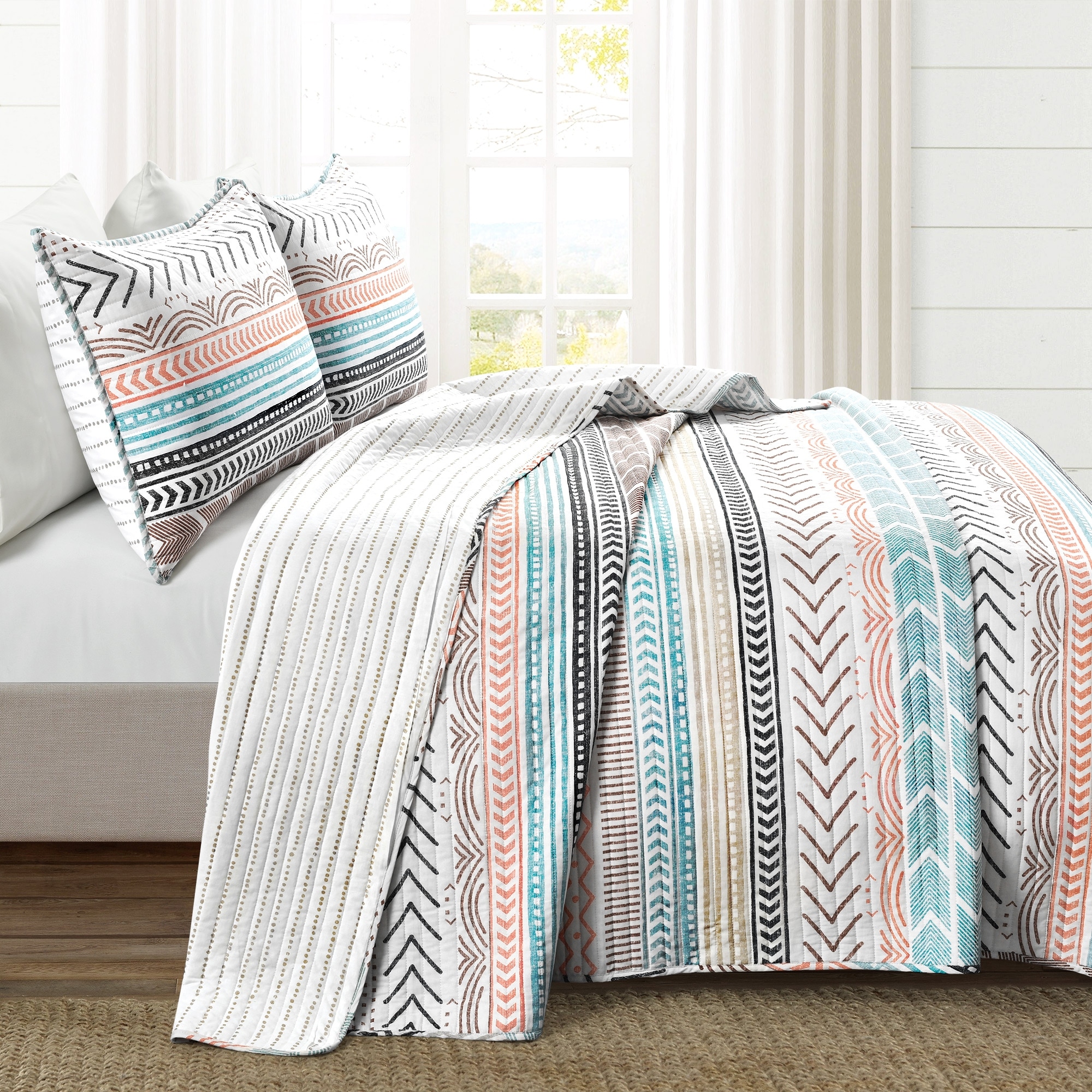 NY&CO Home Idge 3 Piece Quilt Set Y-Shaped Geometric Pattern