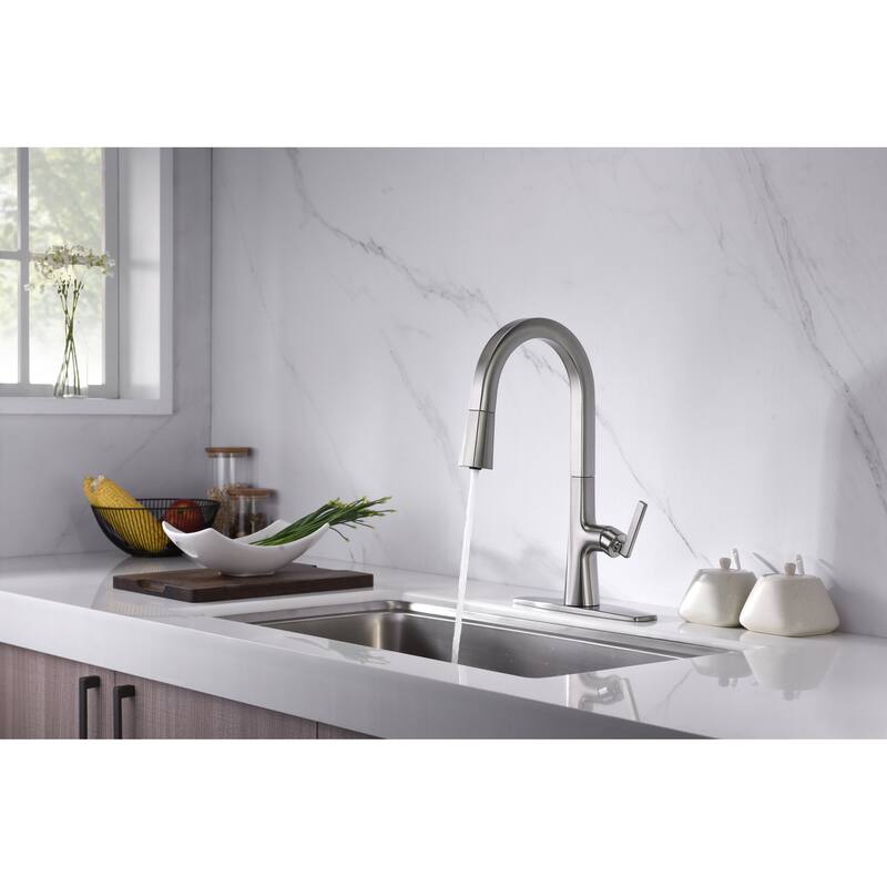 UltraFaucets Ardua Collection Single-Handle Kitchen Faucet With Pull-Down Spray