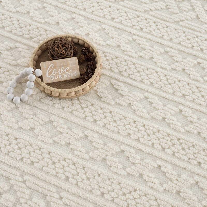 Hauteloom Fadey Living Room, Bedroom Machine Washable Area Rug - White, Off White - 2' x 2'10"
