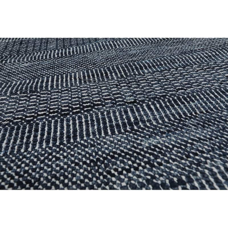 Hand Knotted Blue Tibetan Wool and Silk Oriental Area Rug (10x14) - 10' x 14'