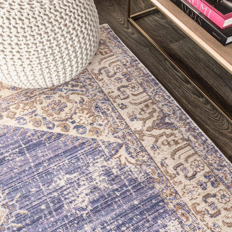 JONATHAN Y Petras Modern Tribal Medallion Area Rug