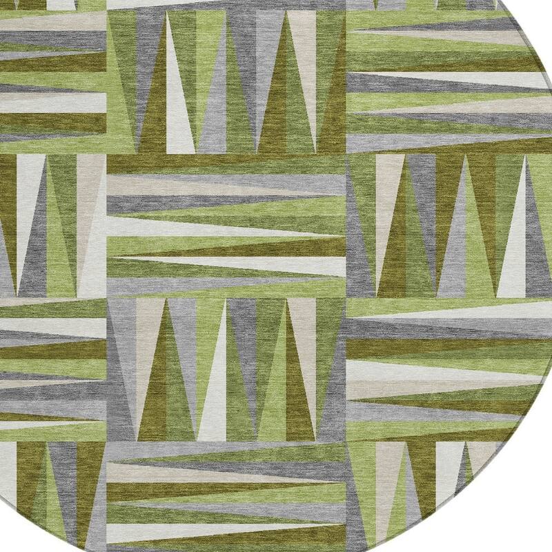 HomeRoots Geometric Transitional Rectangle Outdoor Rug