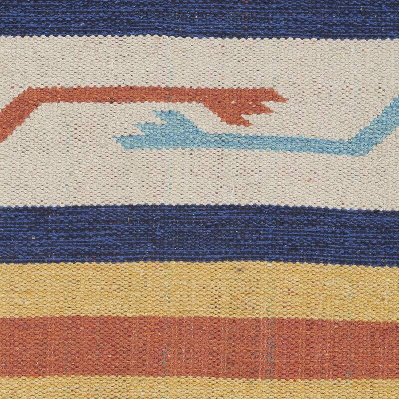 Copi Southwestern Low Pile with Fringe Area Rug By HomeRoots - 120' X '96' X '0.25
