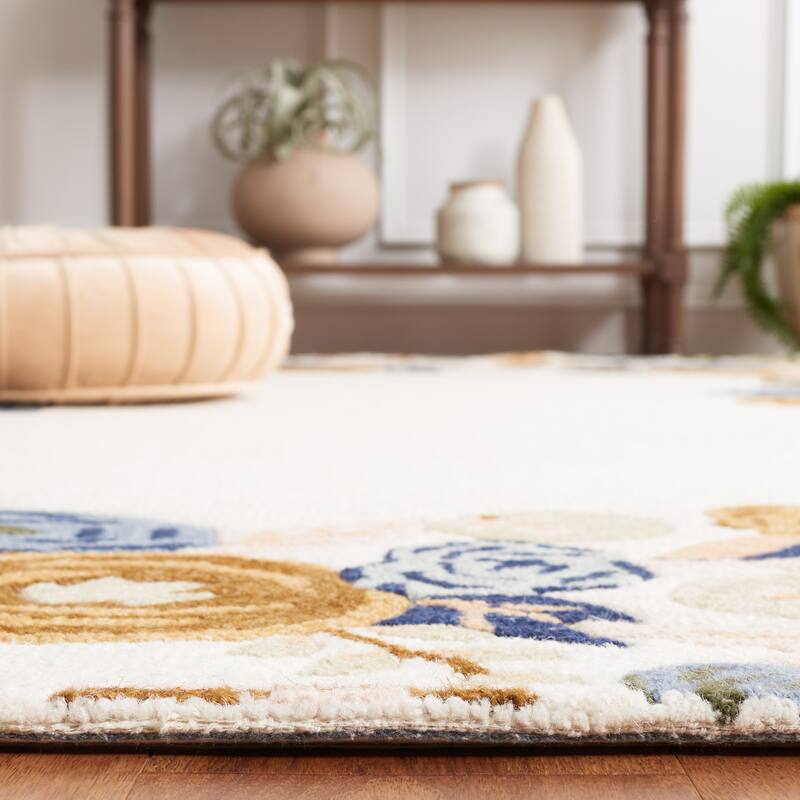 SAFAVIEH Handmade Chelsea Jennyfer French Country Floral Wool Rug On