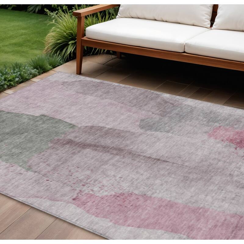 HomeRoots Abstract Transitional Rectangle Outdoor Rug - 10' X 14'
