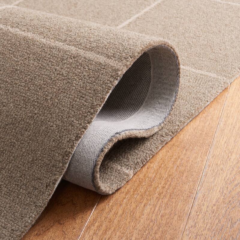 Martha Stewart by SAFAVIEH Alessya Checkered Grid Wool Rug