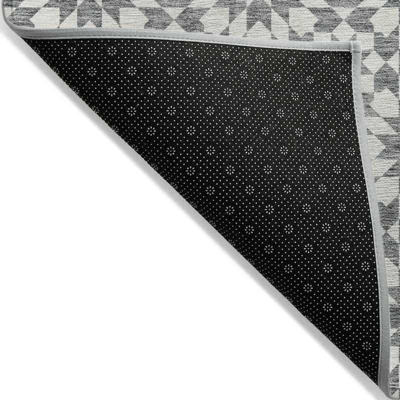 HomeRoots Floral Medallion Transitional Rectangle Outdoor Rug