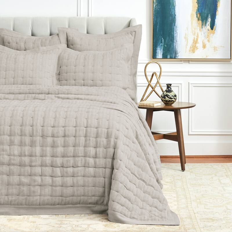 Danette Shale Quilt Set