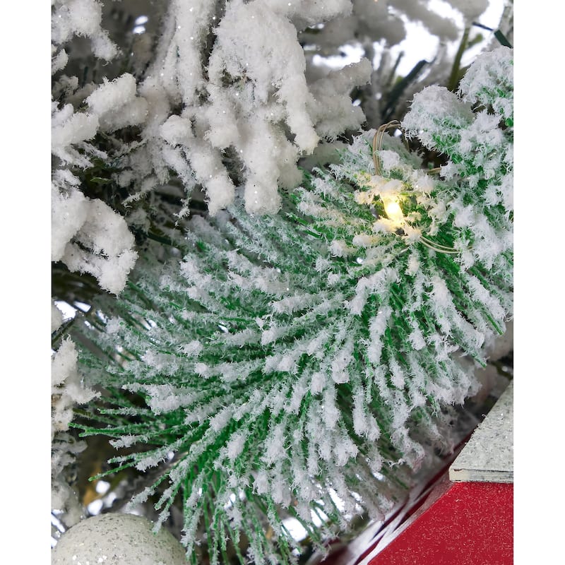 Snowy Cottage Wreath 26in Pre-Lit with 50 LED Fairy Lights B/O