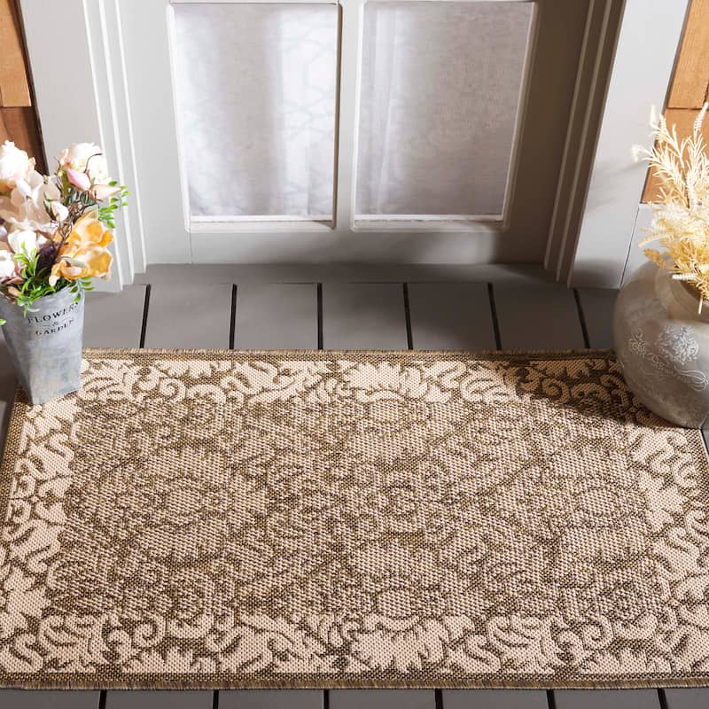 SAFAVIEH Courtyard Peggie Indoor/ Outdoor Patio Backyard Rug
