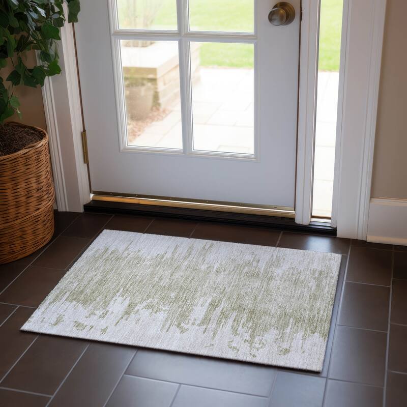 Machine Washable Indoor/ Outdoor Chantille Abstract Ombre Rug - Taupe - 1'8" x 2'6"