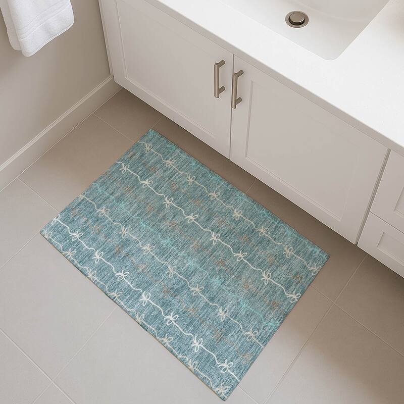 Machine Washable Indoor/ Outdoor Modern Bow Stripe Chantille Rug