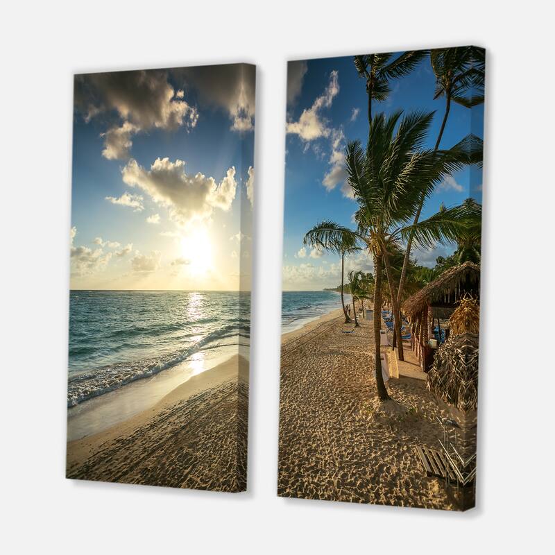 Designart "Beautiful Caribbean Vacation Beach" Large Beach Canvas Wall Art Print 2 Piece Set
