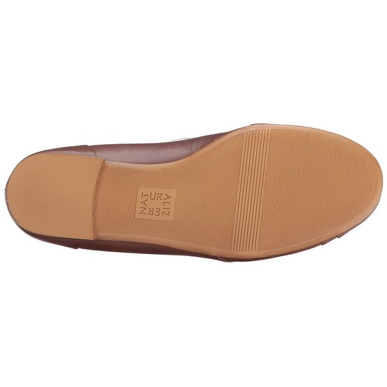 naturalizer women's gilly flat