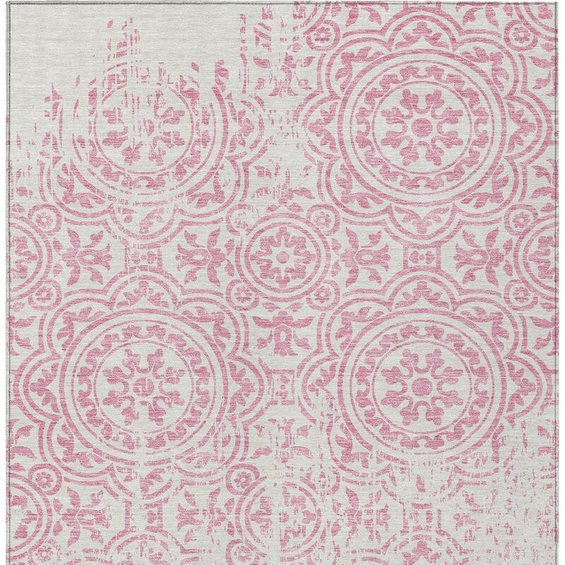 HomeRoots Medallion Transitional Rectangle Outdoor Rug