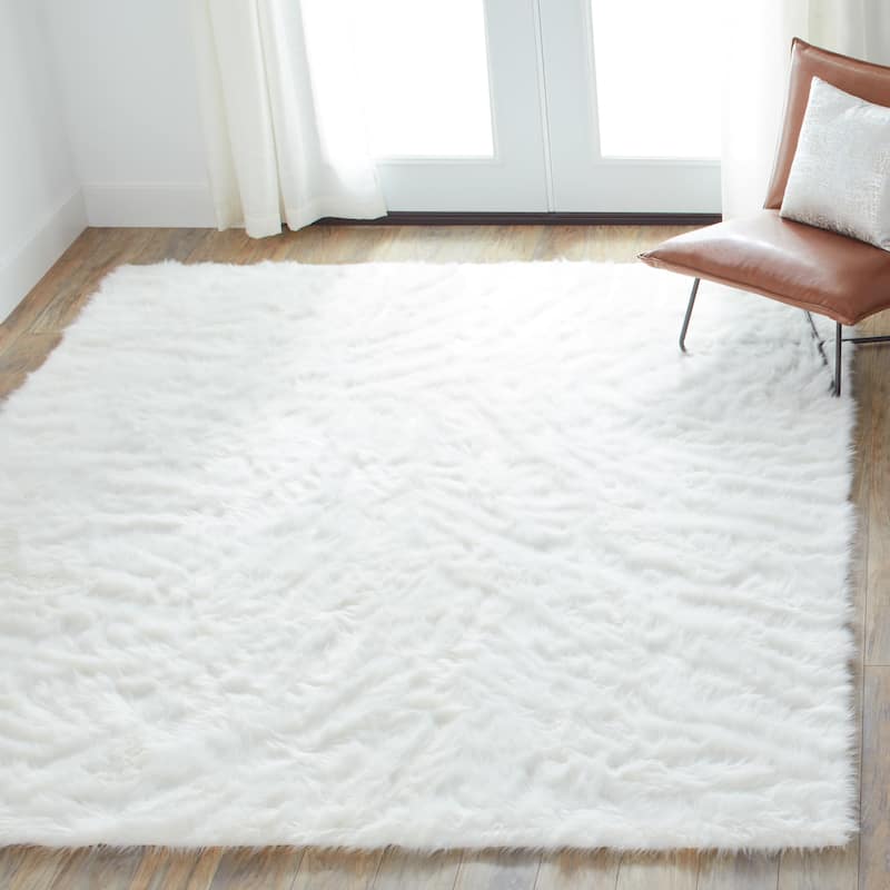 Strick & Bolton Newport Faux Sheepskin Shag Area Rug