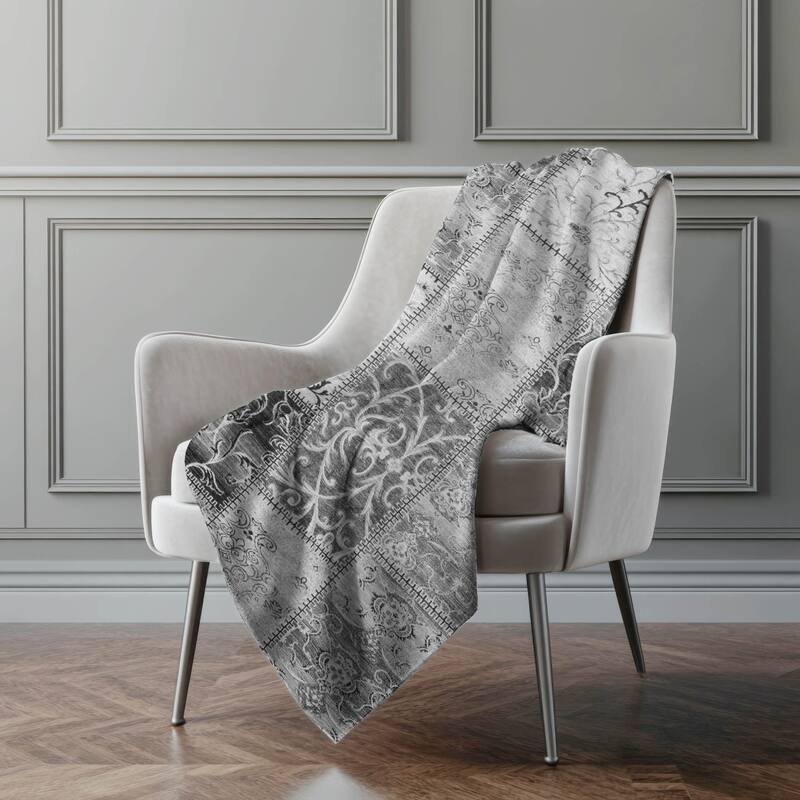 Premium Machine Washable Traditional Patchwork Sherpa Throw Blanket - Gray - 4'2" x 5'10"