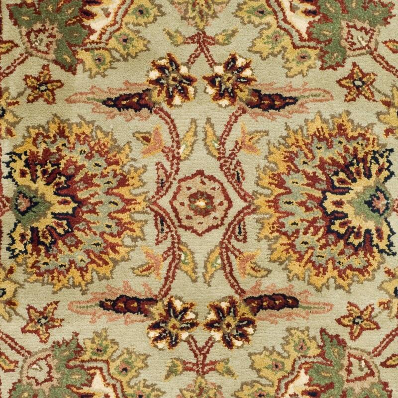 SAFAVIEH Handmade Classic Maurine Traditional Oriental Wool Rug