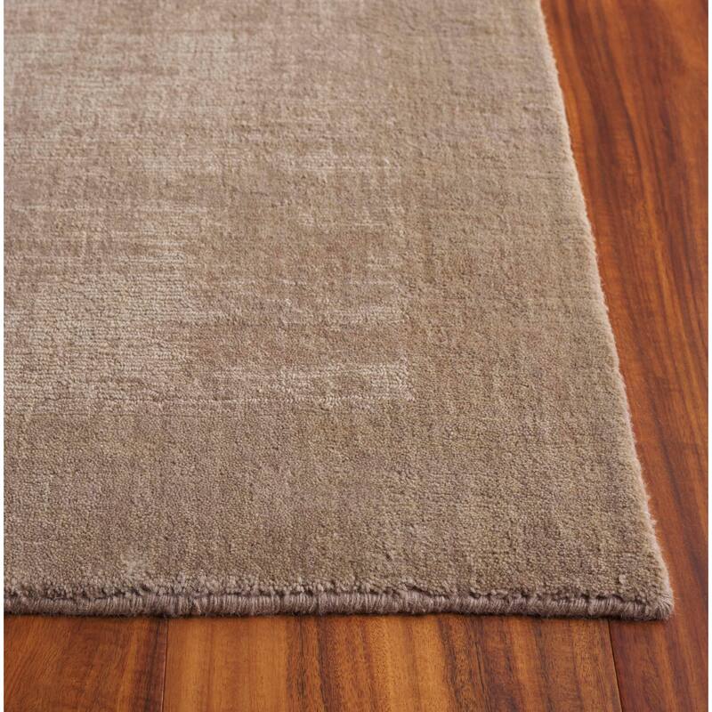 SAFAVIEH Handmade Mirage Efthalia Wool Rug