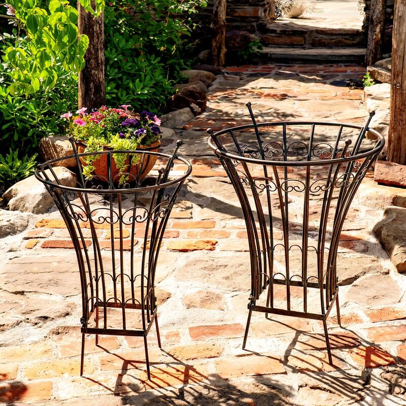 Set of 2 Round Iron Trellis Garden Stands "Stephania"