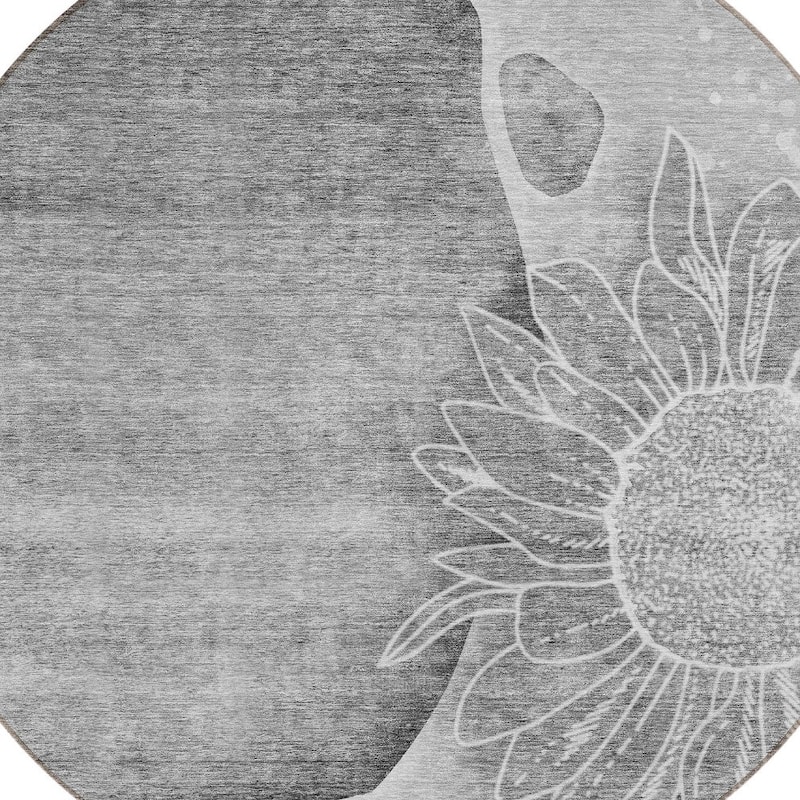 HomeRoots Floral Transitional Rectangle Outdoor Rug