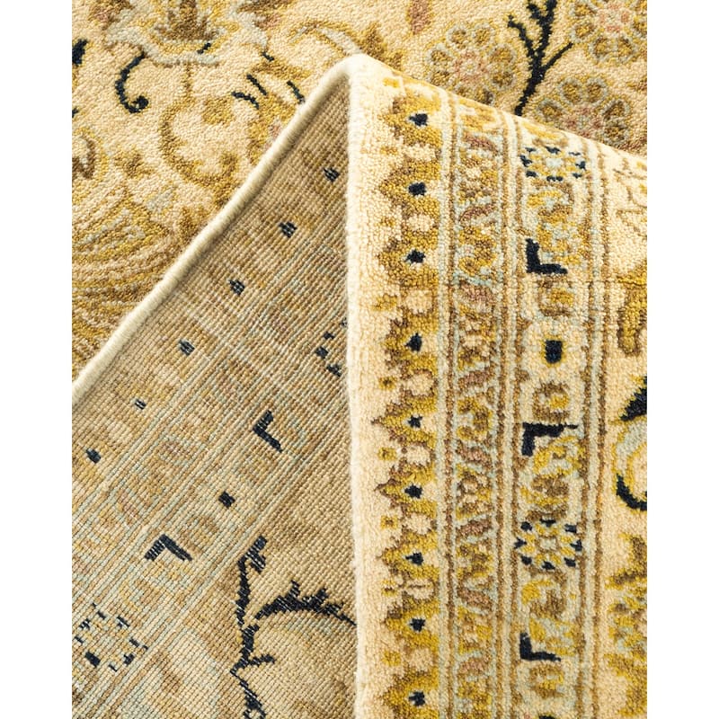 Overton Handknotted Wool Traditional Oriental Ivory Area Rug - 6' x 9'