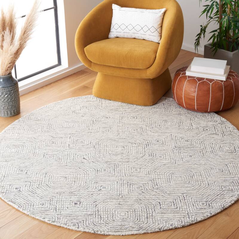 SAFAVIEH Handmade Aspen Arina Bohemian & Eclectic Tribal Wool - 6' Round - Grey/Beige - Runner/Round