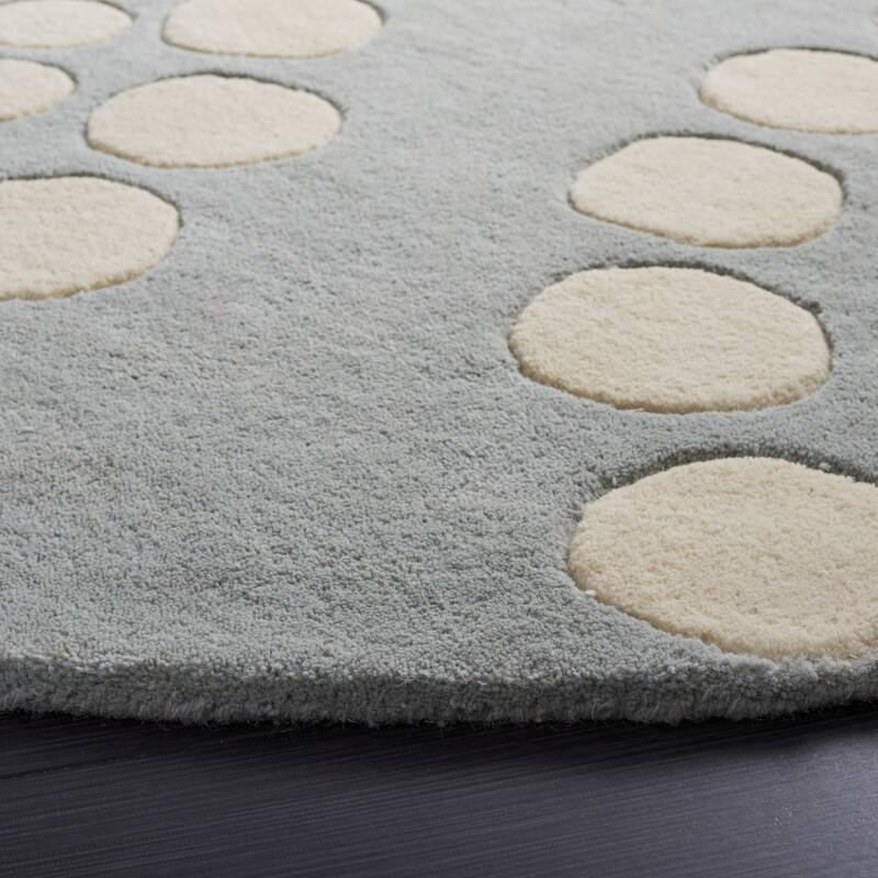 SAFAVIEH Handmade Soho Caroline Floral N.Z. Wool Rug