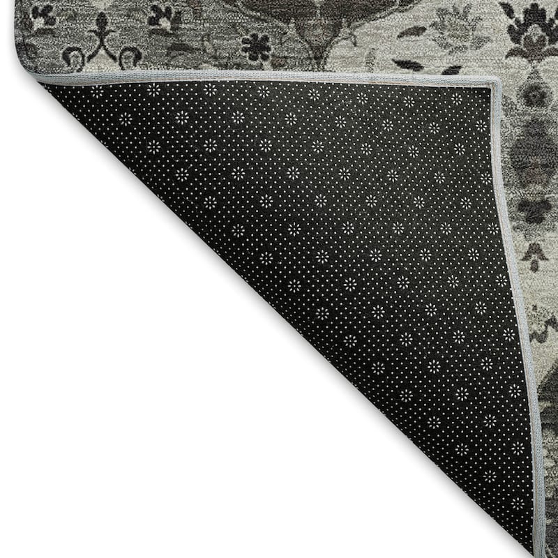 Machine Washable Indoor/ Outdoor Traditional Panel Chantille Rug