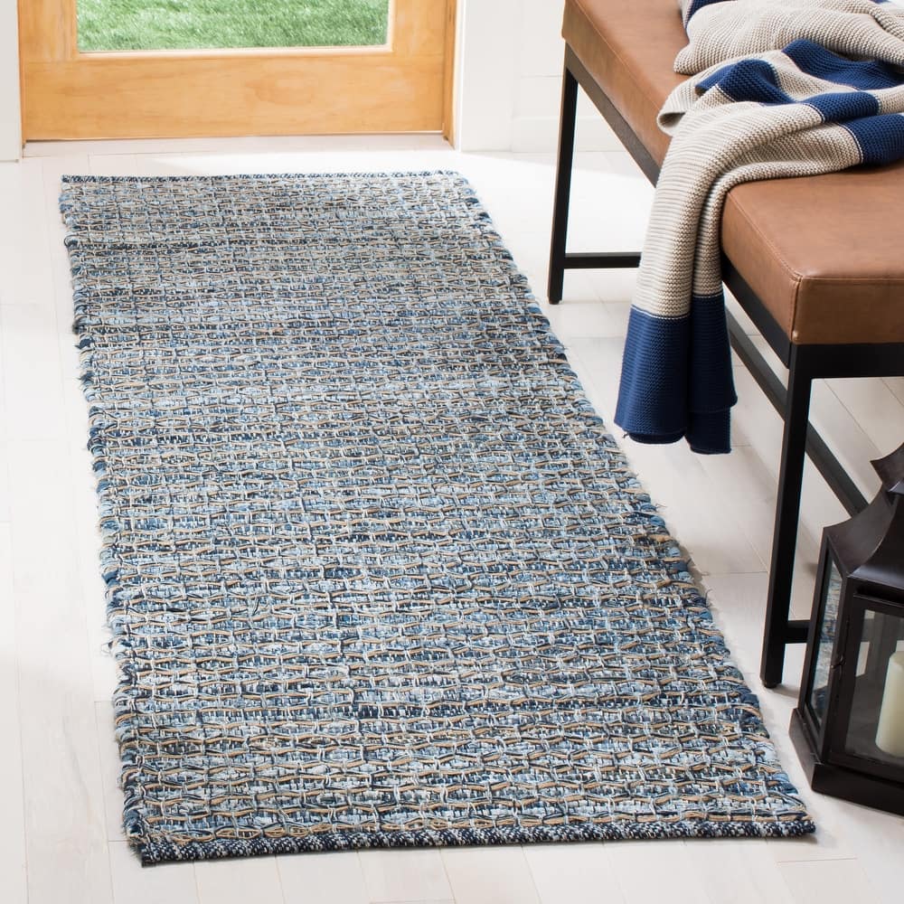 SAFAVIEH Handmade Montauk Zuhre Casual Geometric Cotton Rug