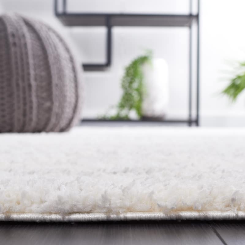 SAFAVIEH Berber Shag Rafaele 1.25-inch Thick Rug
