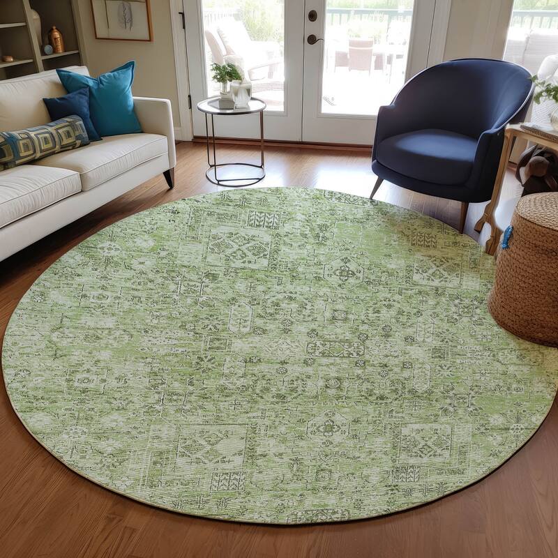 Machine Washable Indoor/ Outdoor Chantille Vintage Traditional Rug - Green - 8' x 8'
